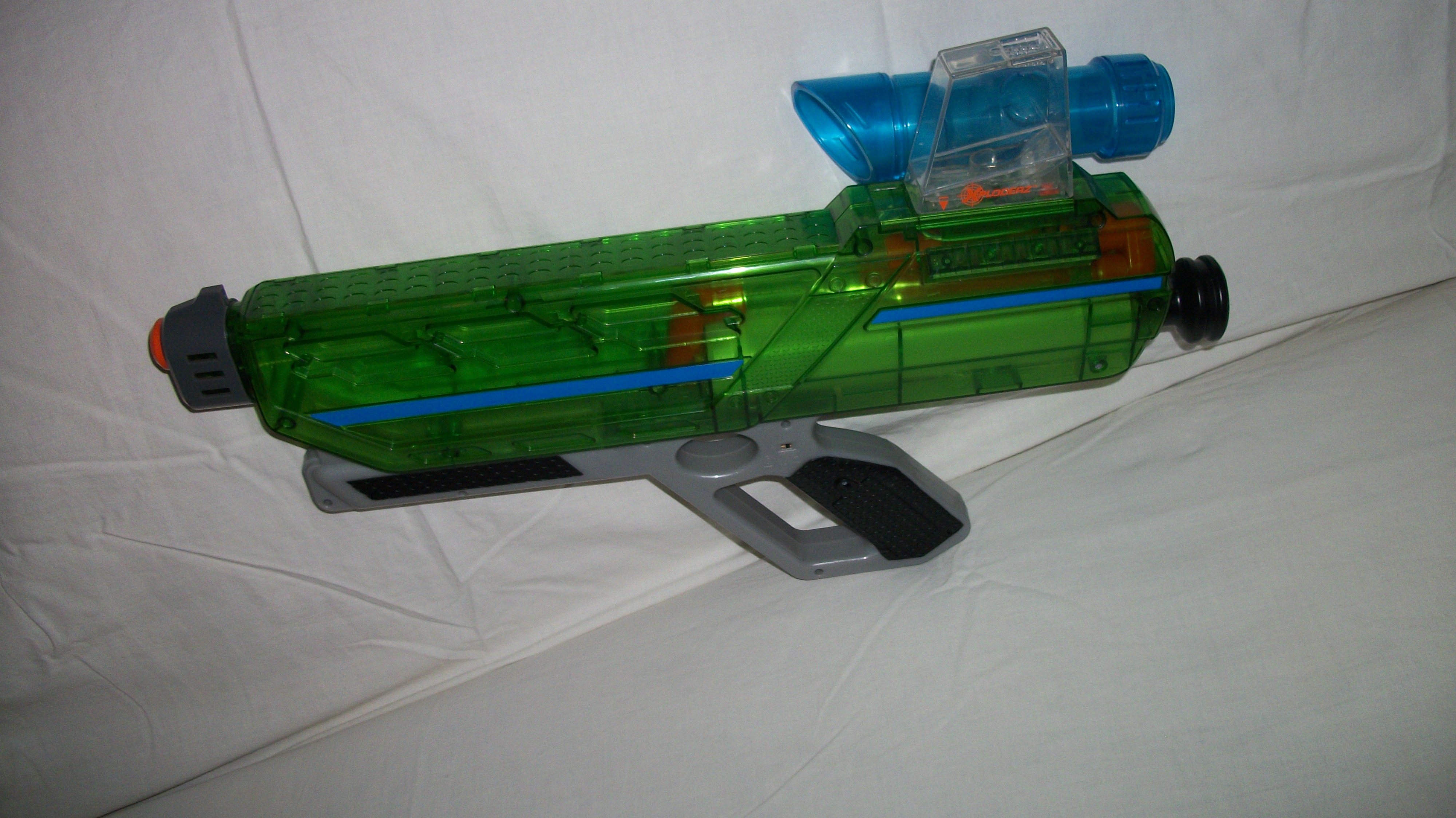 Xploderz Night Fighterz Gen-1000 Blaster - Image 3